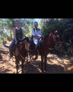 #herfirsttimehorsebackriding #horsebackriding #yeehaw