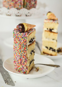 do-not-touch-my-food:  Ice Cream Cake with Cake Batter Buttercream