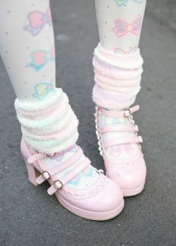 rosewatervibes:Tokyofashion.com