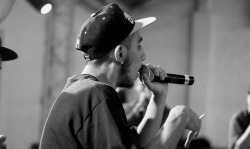 yo-elegi-vivir-contento:  Tu opinión me importa una mierda ♫♪