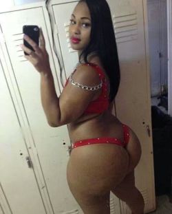 captaincharge:  FOLLOW CAPTAINCHARGE.TUMBLR.COM IF U LUV THICK
