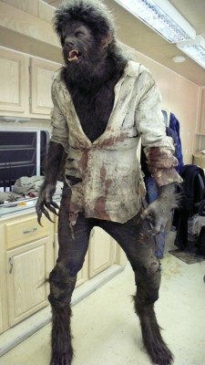 thelonelyscarecrow:  monsters-werewolves:  Happy #WerewolfWednesday!