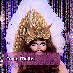 shmitchey:  This look was everything. Why is no one talking about