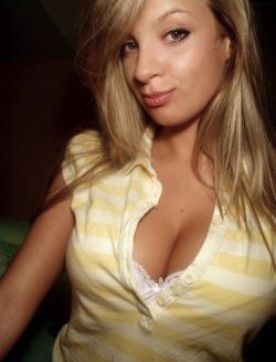 agreedyconcern:  Come on over and check her out