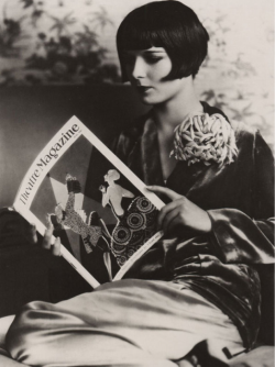 Louise Brooks reading Theatre Magazine (1927). Photograph by