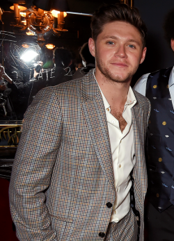 dailyniall:Niall attends the Paul Smith & Malgosia Bela AW18