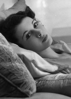 xxhorace:  Vivien Leigh 