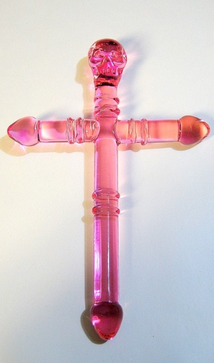 strangerituals:  Holy dildo 