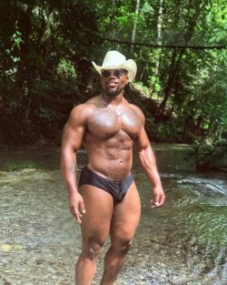 blacktexassmuscle.tumblr.com/post/167553846916/