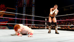 fishbulbsuplex:  C.M. Punk vs. Sheamus  Punk is ready to Go To