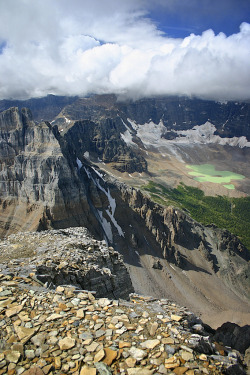 travelingcolors:  Hidden Hues, Banff | Canada (by darren1011)