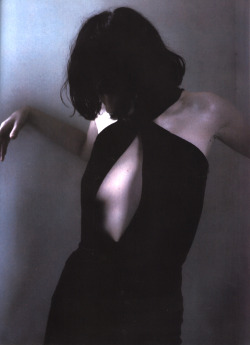 vodis:  ocChiate by Giovanni Gastel for Elle Italia October 1997