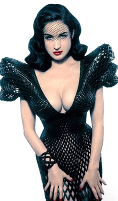 la-musemalade:  Dita von Teese