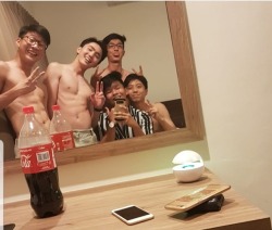 sjiguy:  RI boys in all their shirtless glory