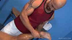 gay-massage:  Muscled, tanned, oiled and shaved with a great