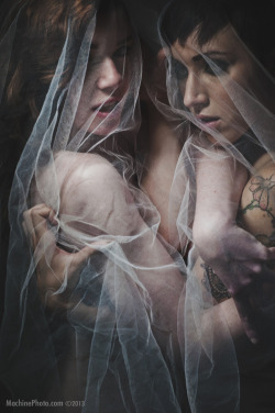 machinephoto:  MODELS: Carolyn Jean & Cait Lion