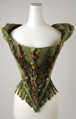 collectorsweekly:  Silk bodice made in Europe during the 18th