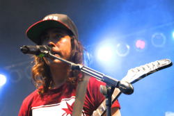  41/100 pictures of Vic Fuentes ruining my life.  + 