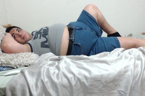 bigfattybc:  Welcome back to Double belly Thursday :) do these jeans make my ass look small?Â   Yes. Take them off immediately. ;)