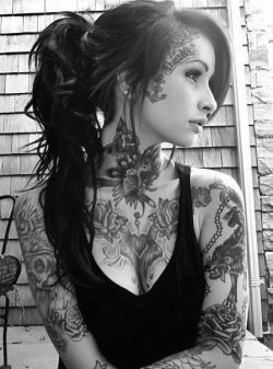 dating4tattoolovers:  Meet other tattoo lovers that are single