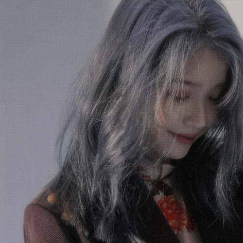 yourghostcat:iu - 5th mini album “love poem” album scans