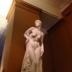 nyctaeus:  at Victoria and Albert Museum