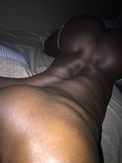 dl-dmv:  Who want some chocolate ? 