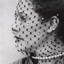 zzzze:  JOHN GUTMANN (1905 - 1998) Rhinestones and Pearls, 1954