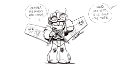 rinpin:  I’ve been sick all day, so I drew tiny TFA Optimus