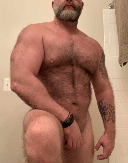 fhabhotdamncobs:  hairyfatso:beards-of-paradise:Jason Morris