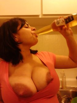 johnnygstring:she only drinks corona shes a classy top notch