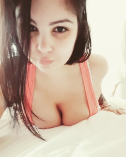 angiev13:  Okay, I have a lil bit of time to myself, I’m showered,