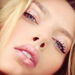whyyzed:  Bregje Heinen gives good face 
