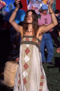 k-inkster-blog-blog:  Unshaven hippie girls appear to me like