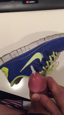 smittylein:  http://www.xtube.com/watch.php?v=Zoiox-G494-  #nikefree