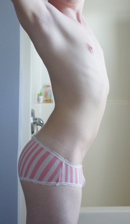 xplicit69:  Shiriboi - Yummy Femboi with lovely pink nipples, petite frame and a delicious cock. 