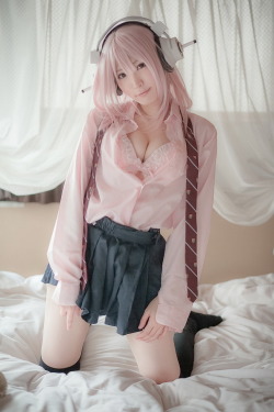 hotcosplaygirl:  Cosplay girl http://hotcosplaygirl.tumblr.com/ 