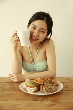 amazingkawaiibomb:  田野優花