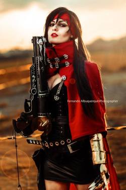 cosplayandanimes:  Vincent Valentine - FINAL FANTASY VIIsource