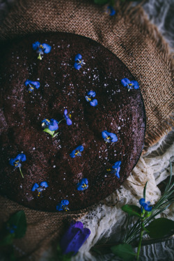 foodffs:  Salted Almond Flourless Chocolate Cake With Violets