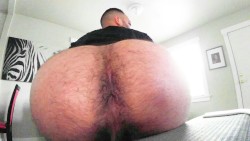 nalgoncogible:  Big Ass (gran culote) 😈😋