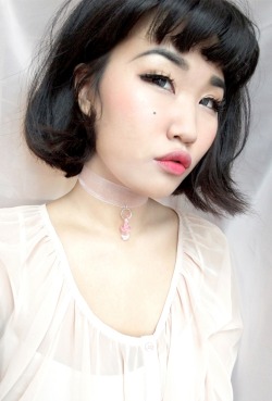 dollsoft:  michellemoe:  Clear pacifier choker   ur an angel