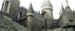jjimkirk:    harry potter meme → [¼ locations] Hogwarts School