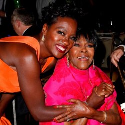 accras:Viola Davis & Cicely Tyson - Emmys 2017