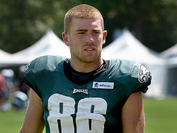 brentwalker092: myhotshow: (via MAN CANDY: Tight End Zach Ertz