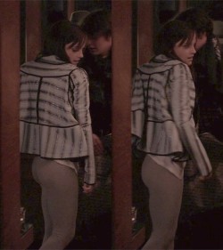 celebhunterextra:  Emma Watson’s ass in The Bling Ring  More