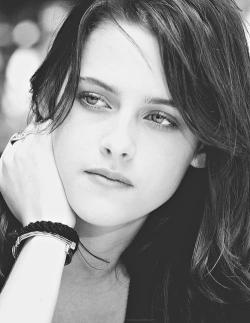 Kristen Stewart | via Facebook on We Heart It - http://weheartit.com/entry/56952060/via/Jaynesnewlife