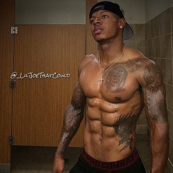 nubianbrothaz:      Joe Warren   