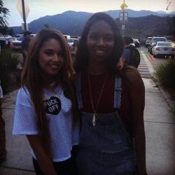 jasminev-news:  July 19th: Jasmine with some fans at Chris Brown