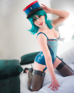 kagome-mizuno: cute cosplay, cute latex lingerie set. Cosplayer